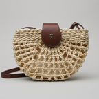 Bolso de Playa Bandolera Semicircular de Rafia y Paja Boho