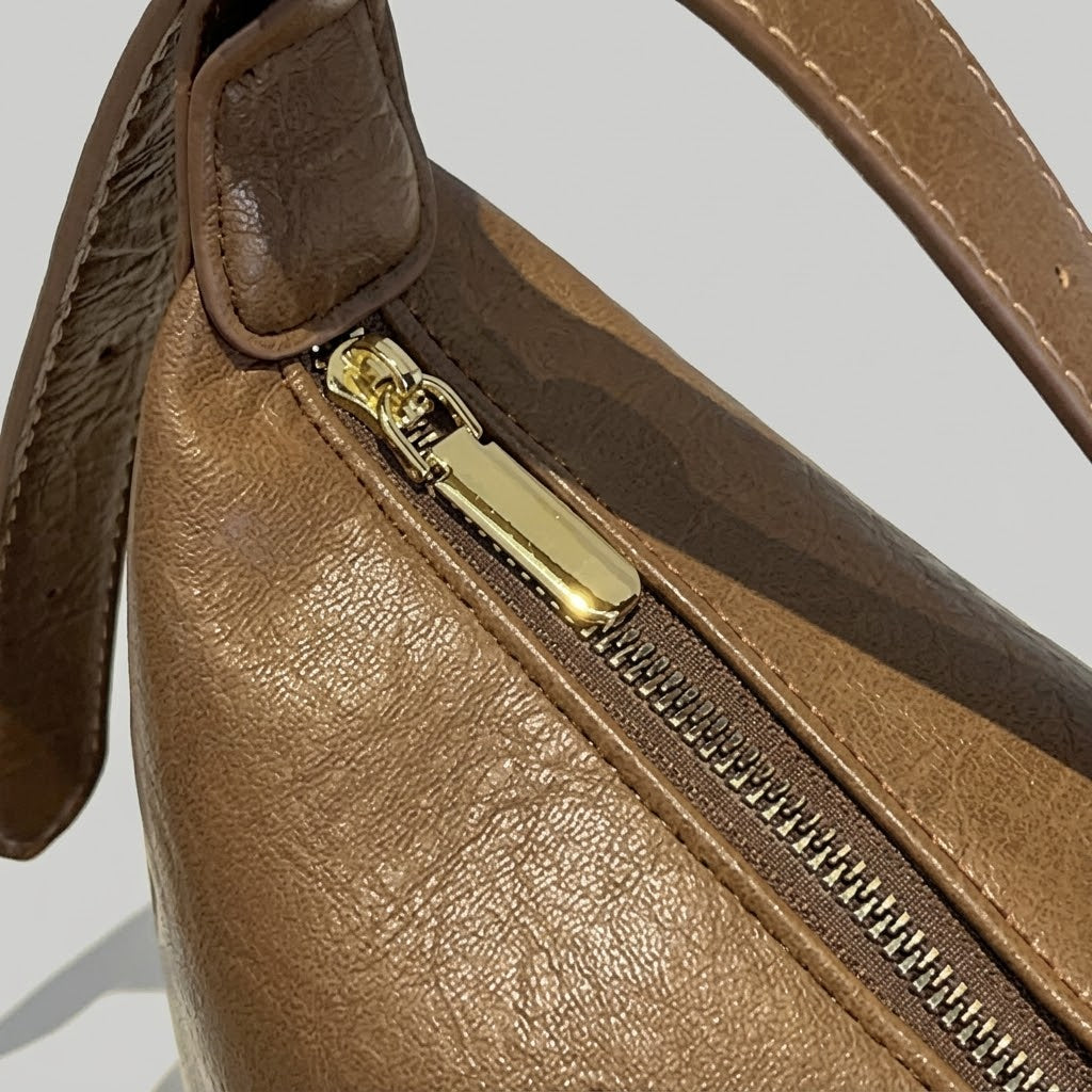 Bolso Bandolera Pequeño de Mujer para Salir, Fiestas y el Día a Día, Estilo Dumpling Cruzado en Polipiel